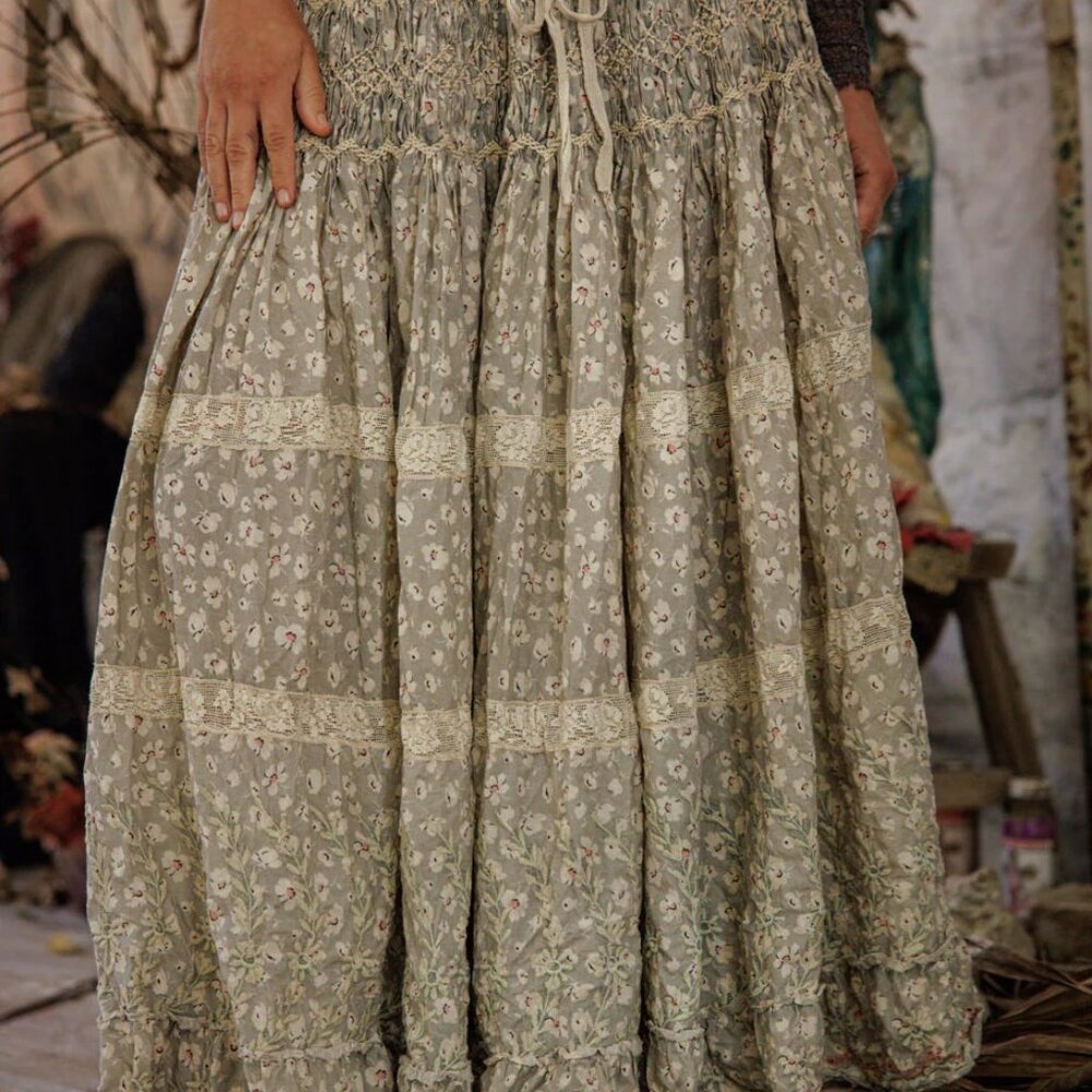 Magnolia Pearl Floral Chrystal Skirt